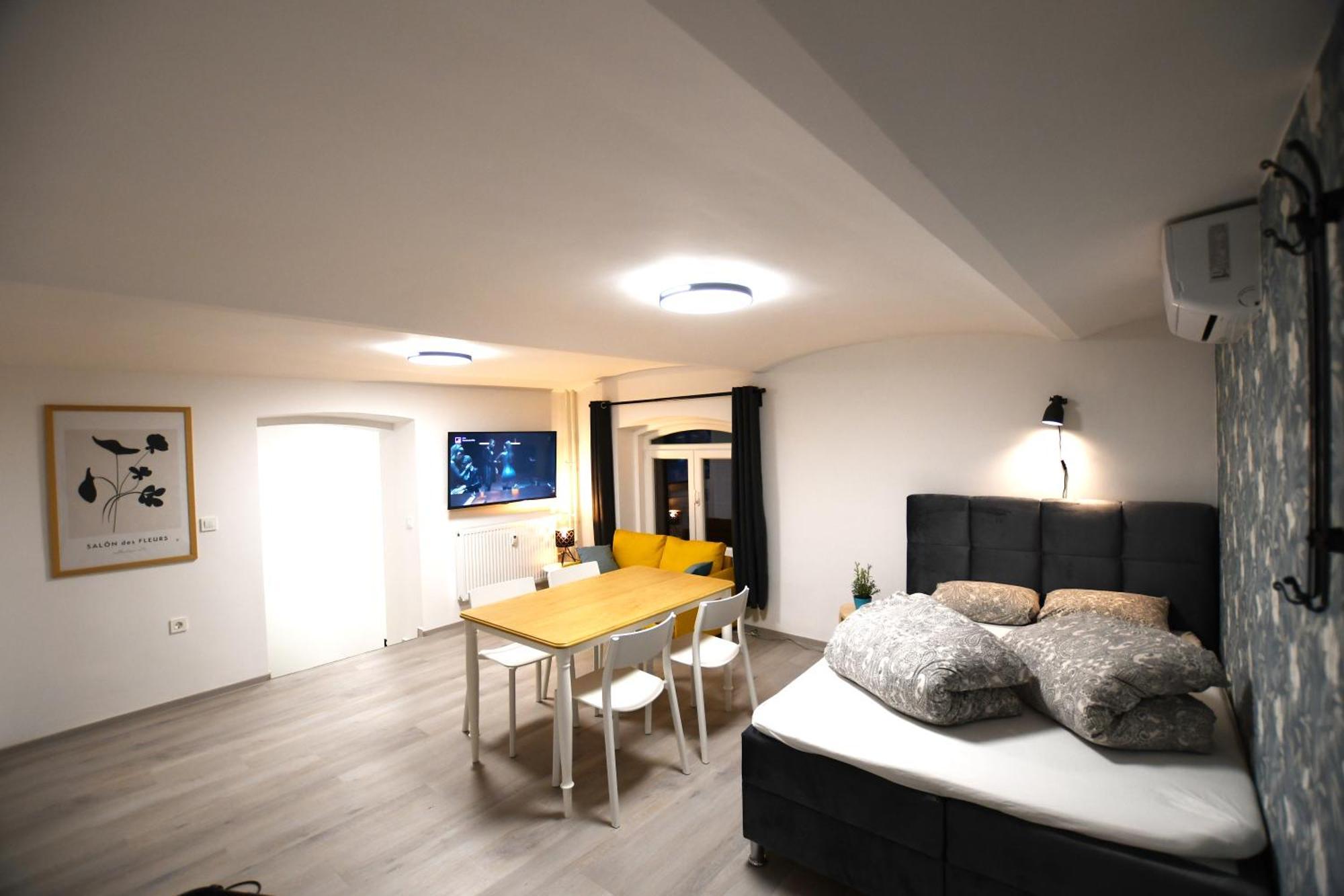 The Maze Apartment Ljubljana Luaran gambar