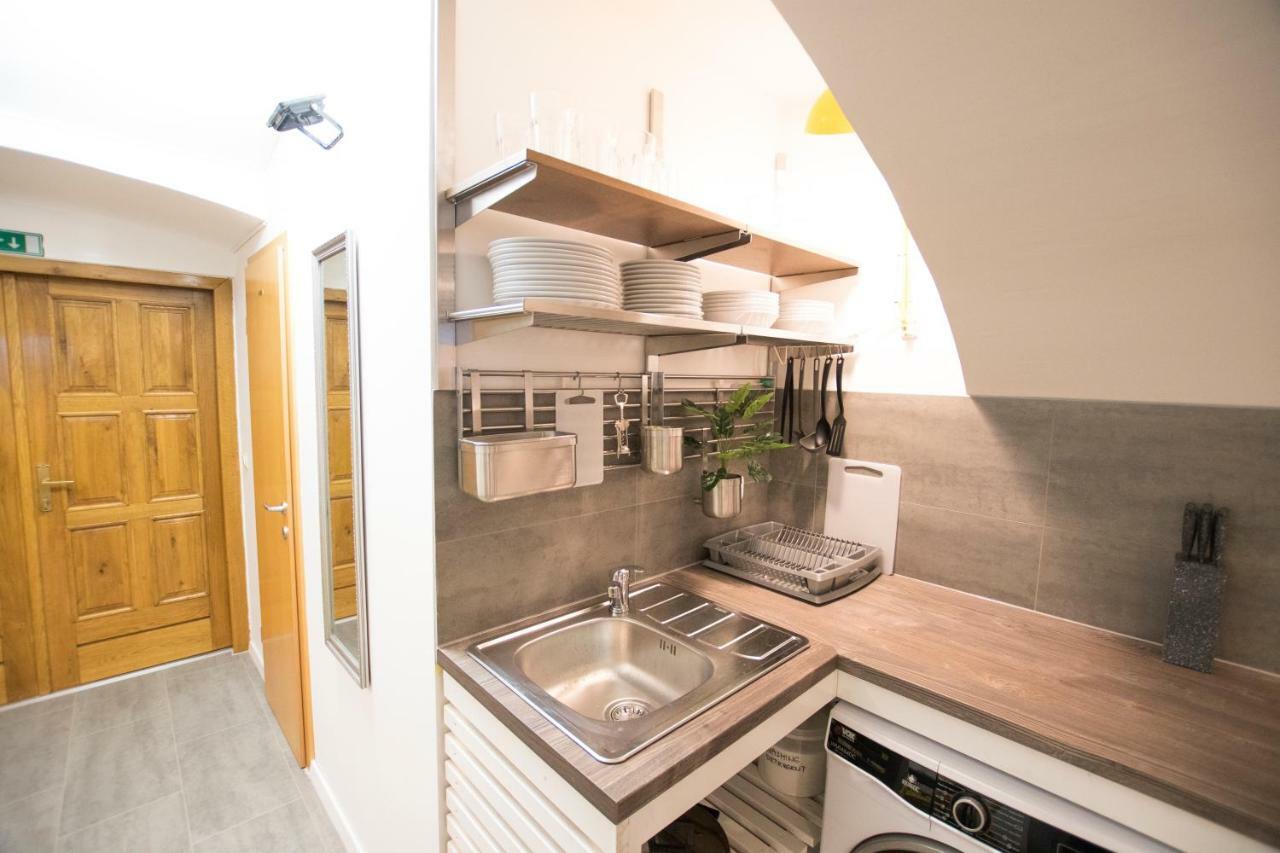 The Maze Apartment Ljubljana Luaran gambar